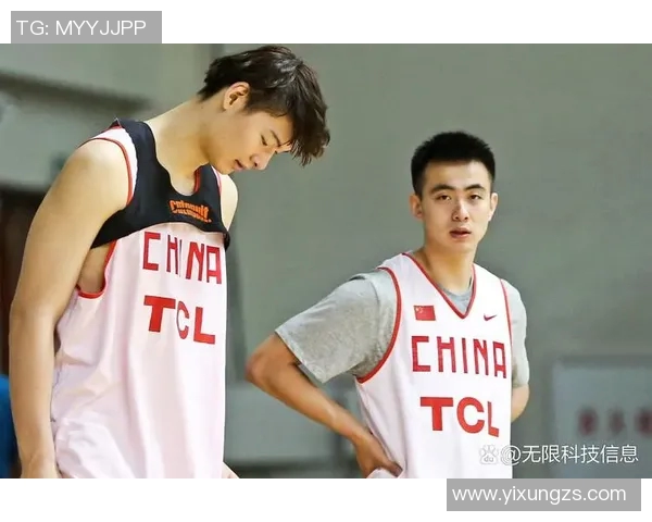 辽宁队与北京队热身赛精彩回顾双方球员表现引发球迷热议 辽宁队与北京队热身赛精彩回顾双方球员表现引发球迷热议