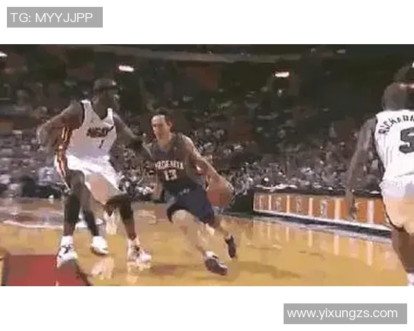 实时NBA比分直播全方位解析精彩赛事动态与球员表现 实时NBA比分直播全方位解析精彩赛事动态与球员表现