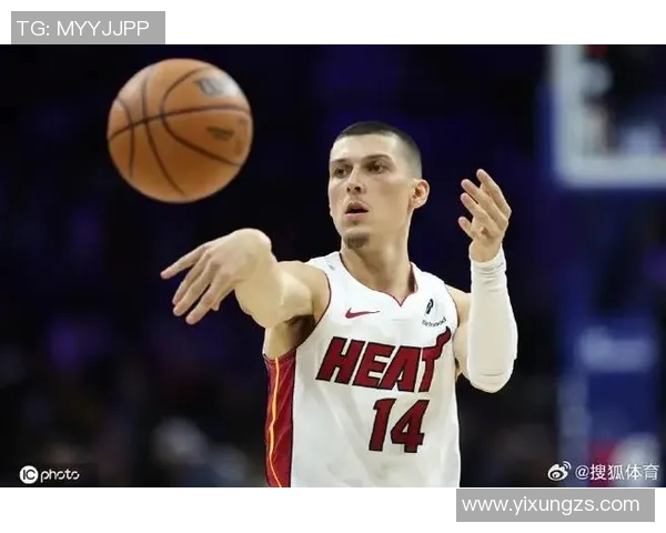 泰勒希罗如何在NBA赛场上展现出色的个人魅力与竞技实力