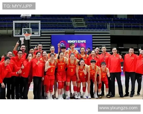 中国香港女篮与中国女篮的巅峰对决谁能在赛场上笑到最后