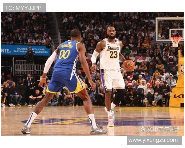 湖人勇士圣诞大战精彩瞬间回顾与赛场氛围分享